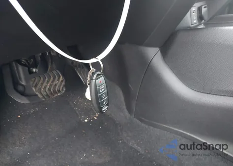 2015 Nissan Rogue Sl z USA, uszkodzony, nr VIN 5N1AT2MV1FC800886